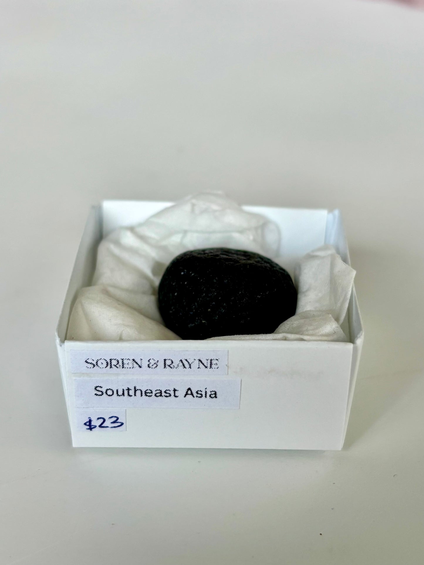 Tektite