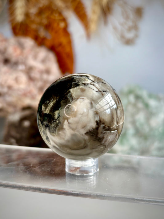 Volcano Agate Sphere (U.V reactive)