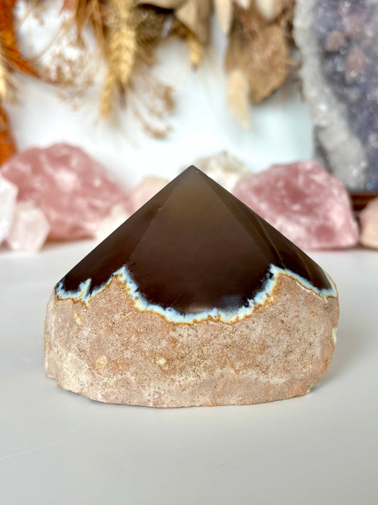 Agate Cute Base Polished Point
