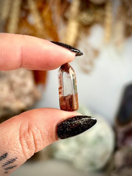 Red Amphibole Mini Point