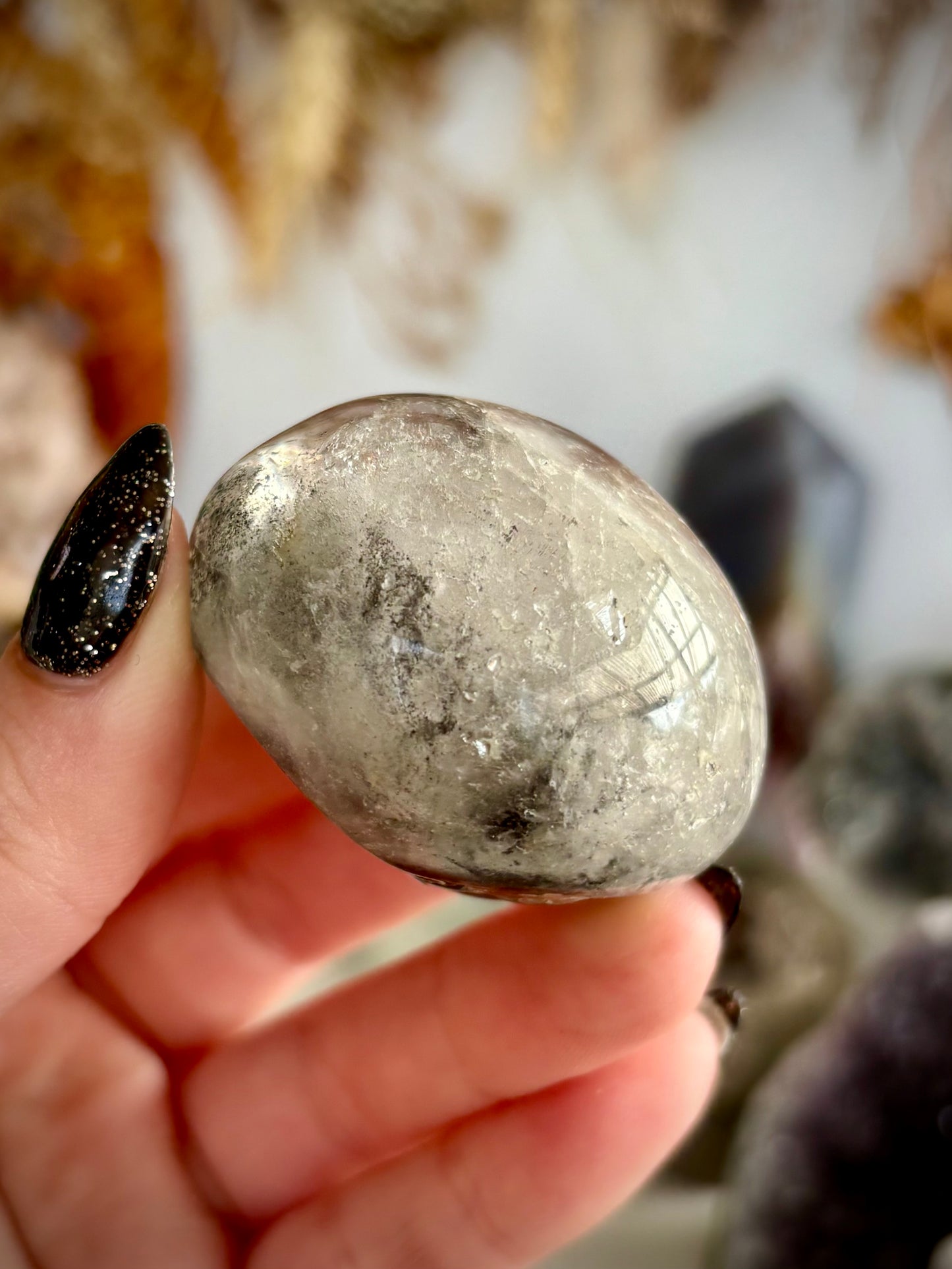 Grey Phantom Quartz Lense