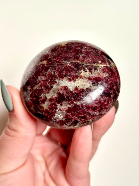 Garnet & Grenatite Palm Stone