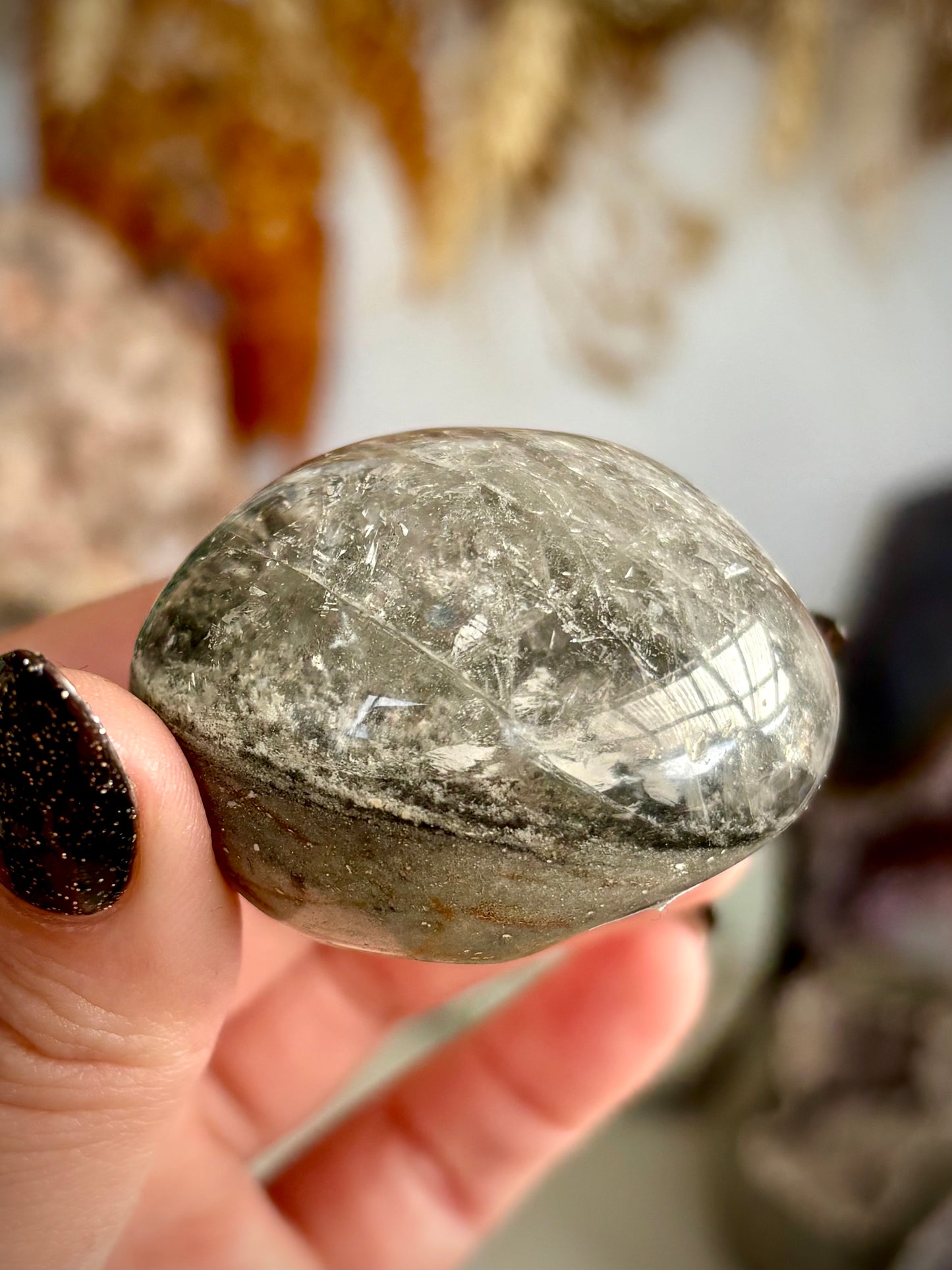 Grey Phantom Quartz Lense