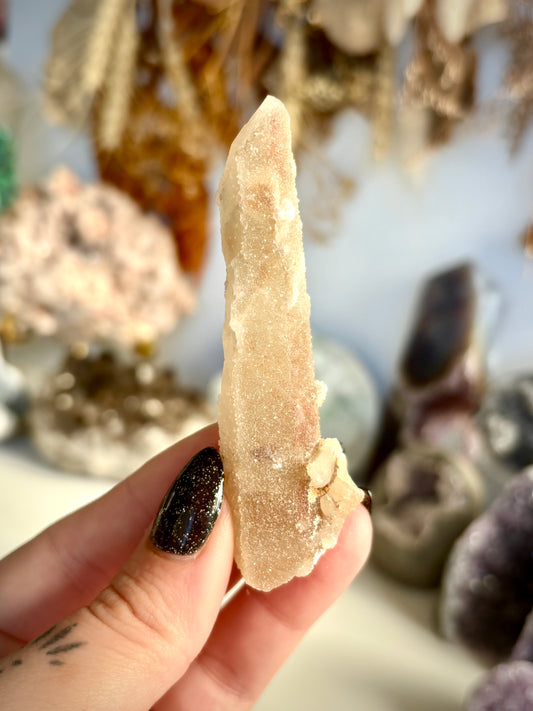 Witches Finger Quartz - (mine closed)