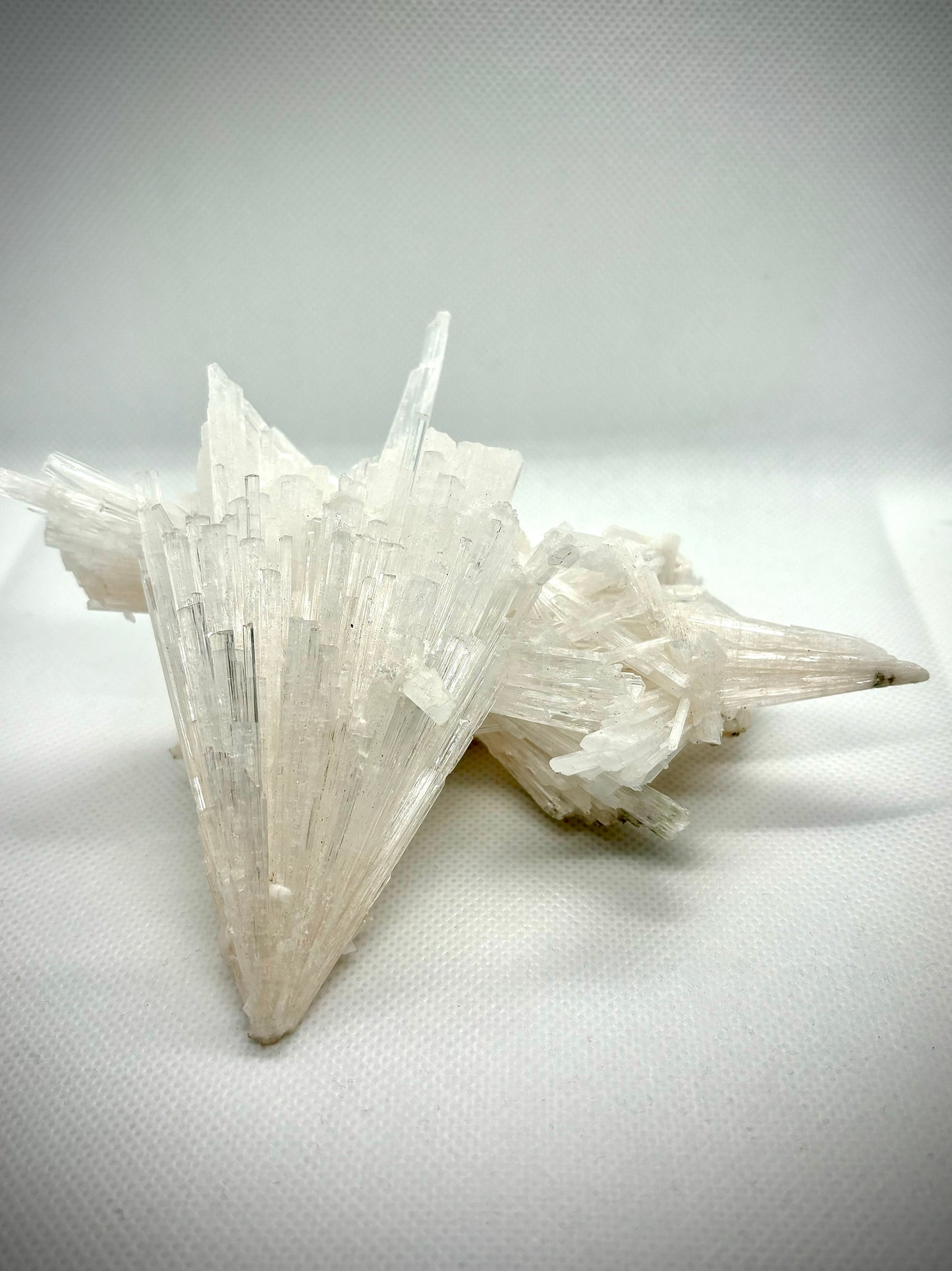 Large Scolecite Specimen (2)