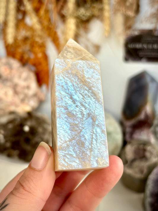 Blue Flash White Moonstone Point