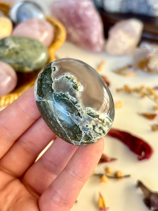 Moss Agate & Chalcedony