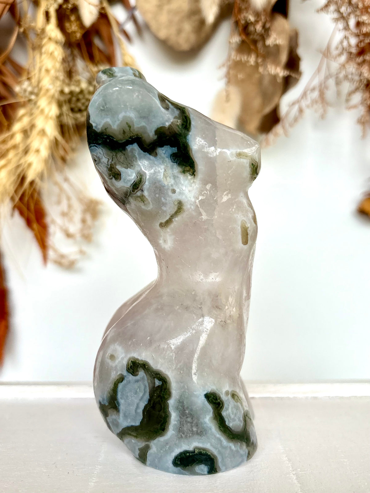 Moss Agate Druse Woman