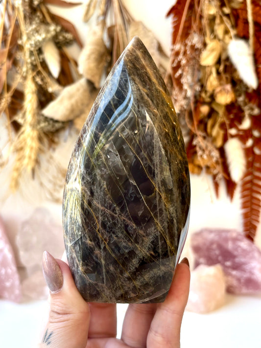 Black Moonstone Flame (Madagascar)