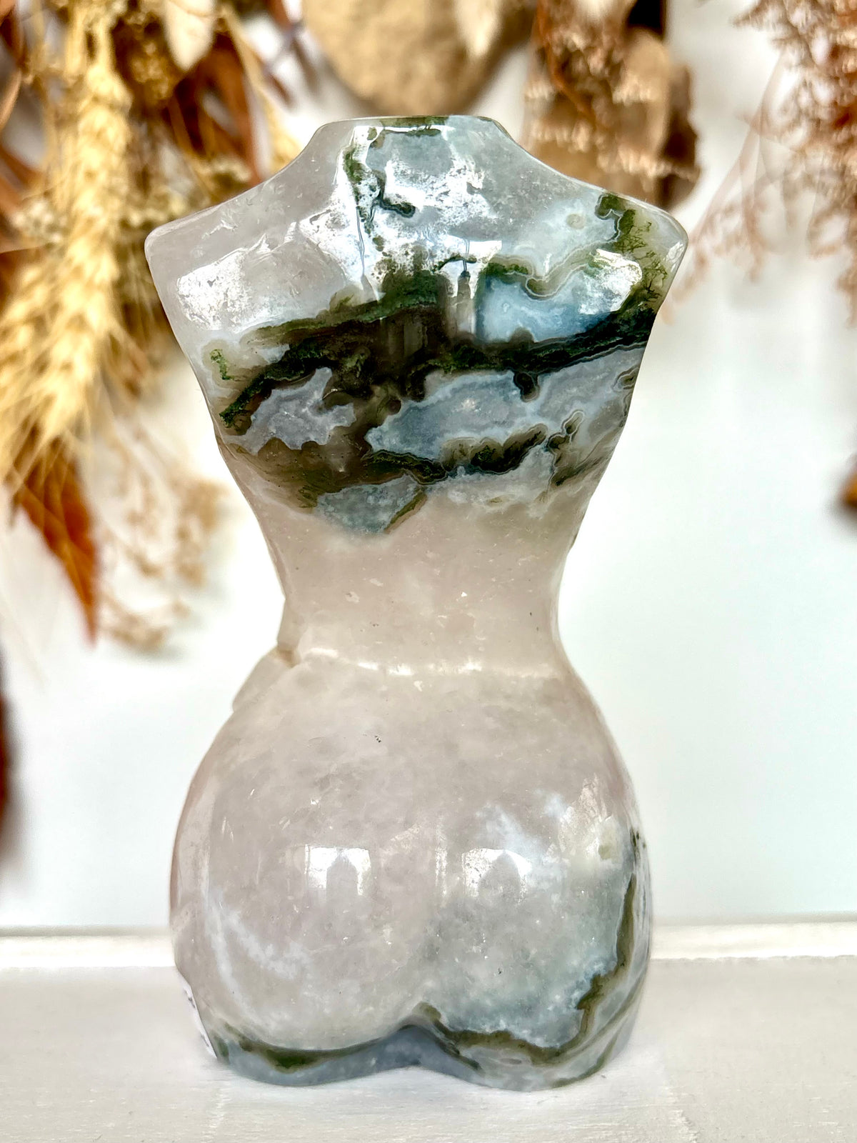 Moss Agate Druse Woman