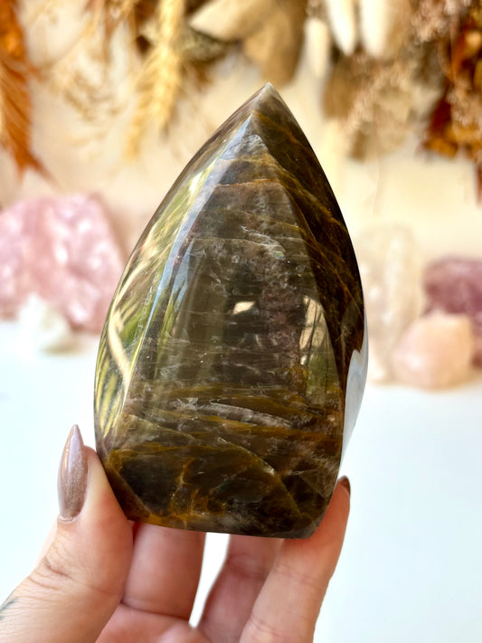 Black Moonstone Flame (Madagascar)