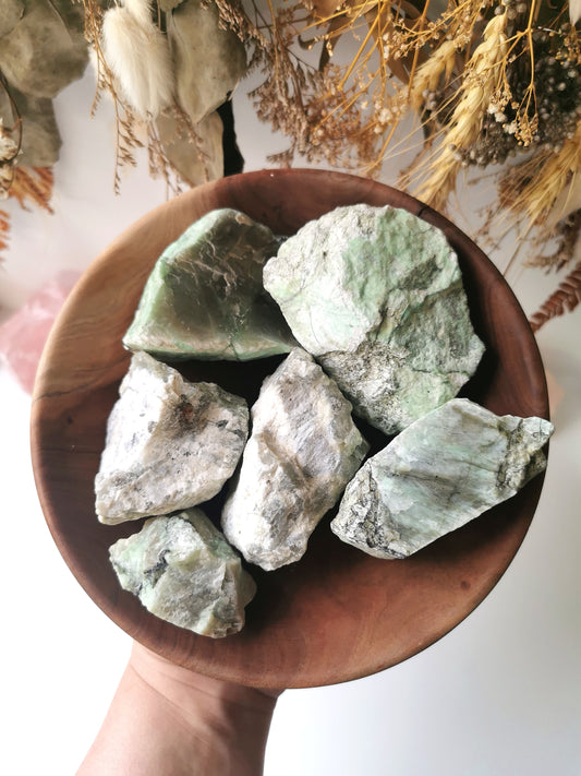 Green Moonstone Raw (Madagascar)