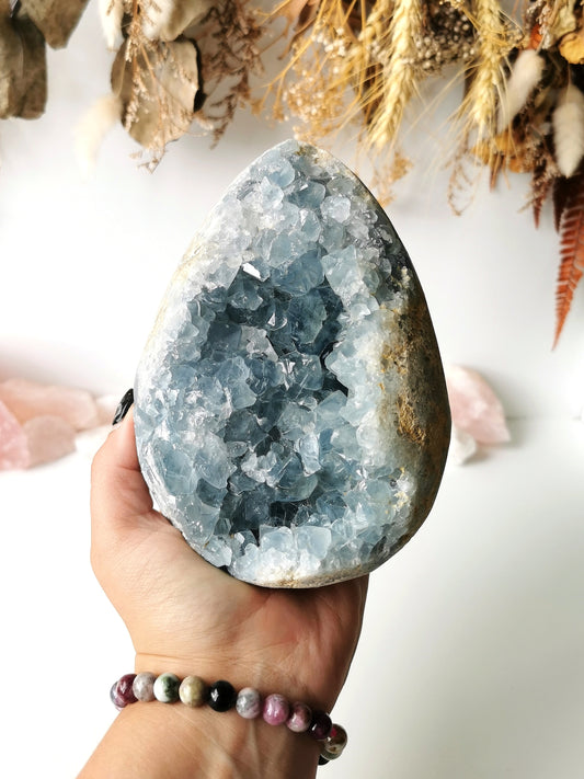 Large Celestite Egg