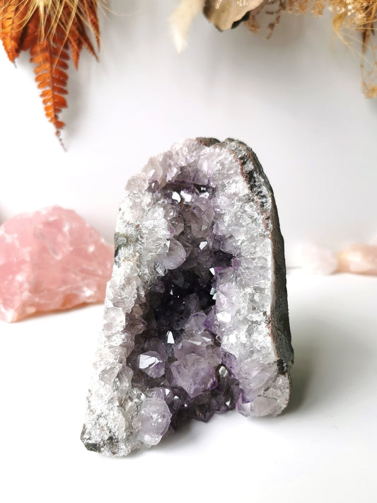 Amethyst Cutbase Druze (B)