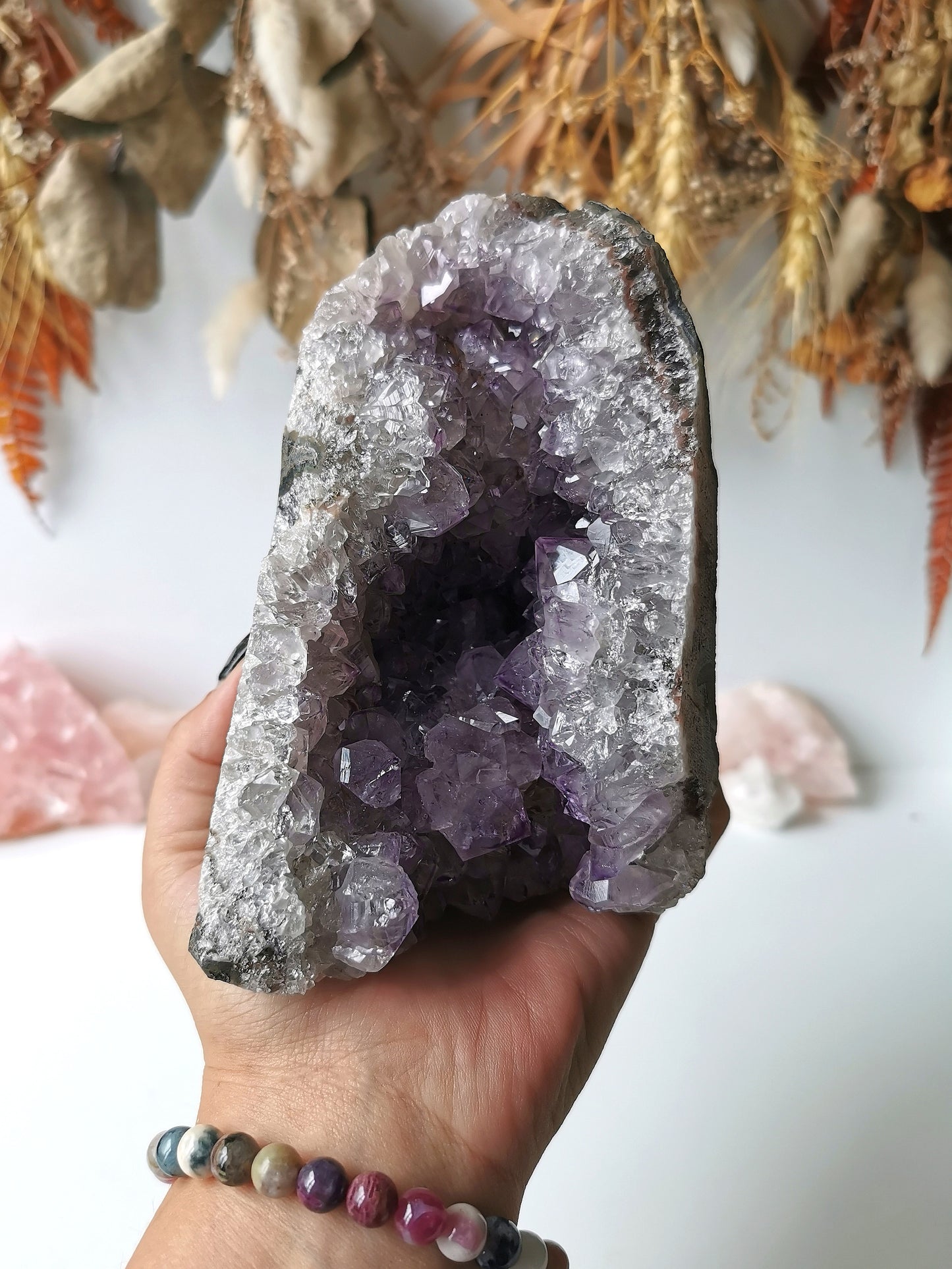 Amethyst Cutbase Druze (B)