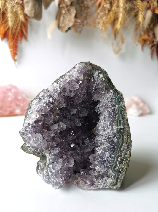 Amethyst Cutbase Druze (C)