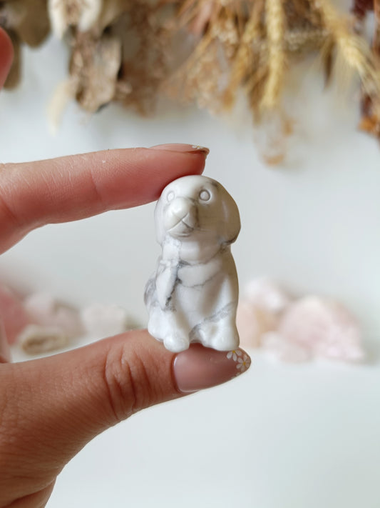 Howlite Labrador