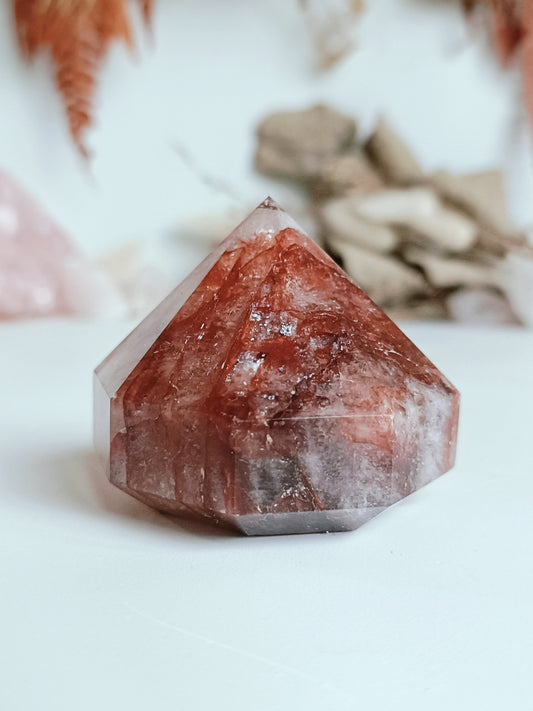 Fire Quartz Diamond Point (B)